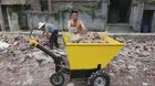 China Portable Electric Wheelbarrow With Battery Mobile Machinery Barrow Trolley 600kg Load Capacity factory